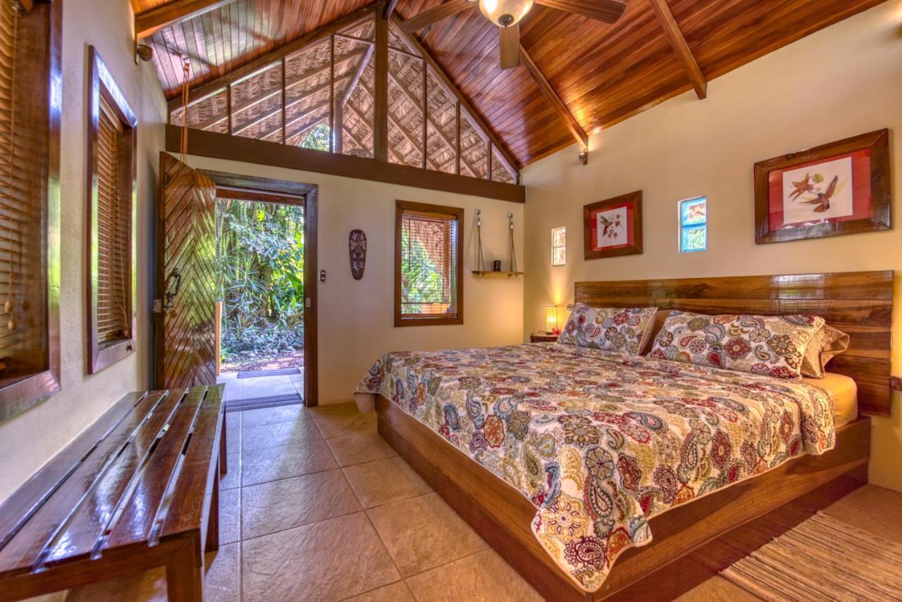 Caribe Town Bungalows Puerto Viejo de Talamanca Exteriér fotografie